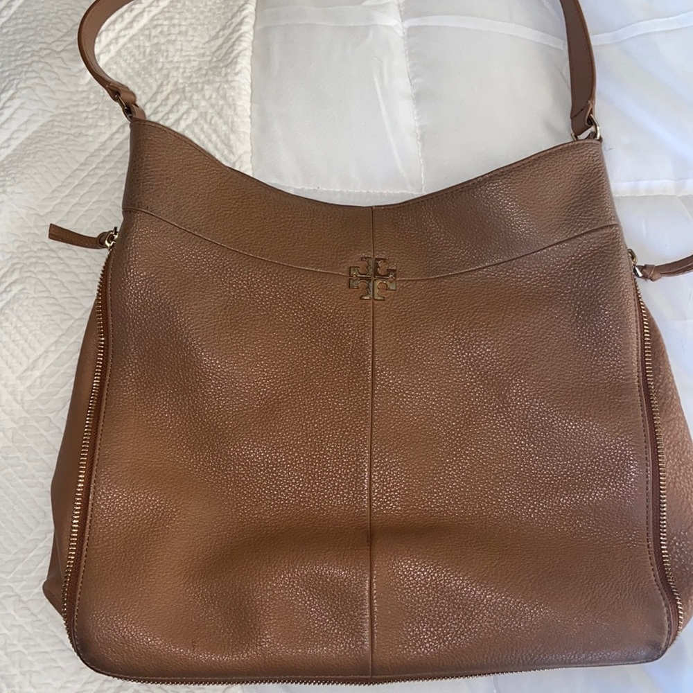 Light brown Tory Burch hobo bag